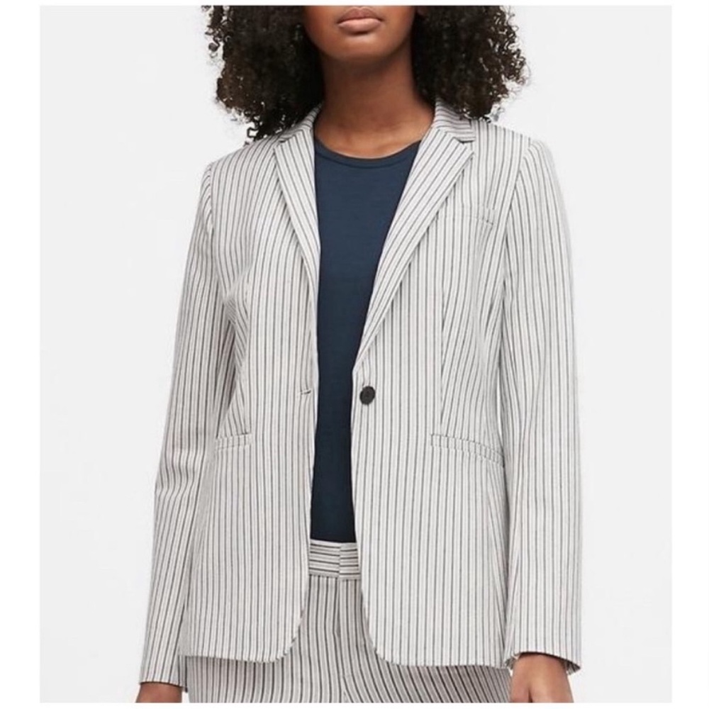 Banana Republic Pinstripe Classic Single Breasted Blazer Jacket Preppy Ivory 12